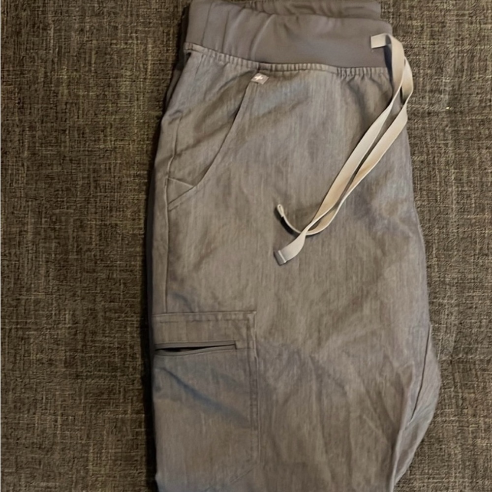 FIGS Zamora Jogger Scrub Pants